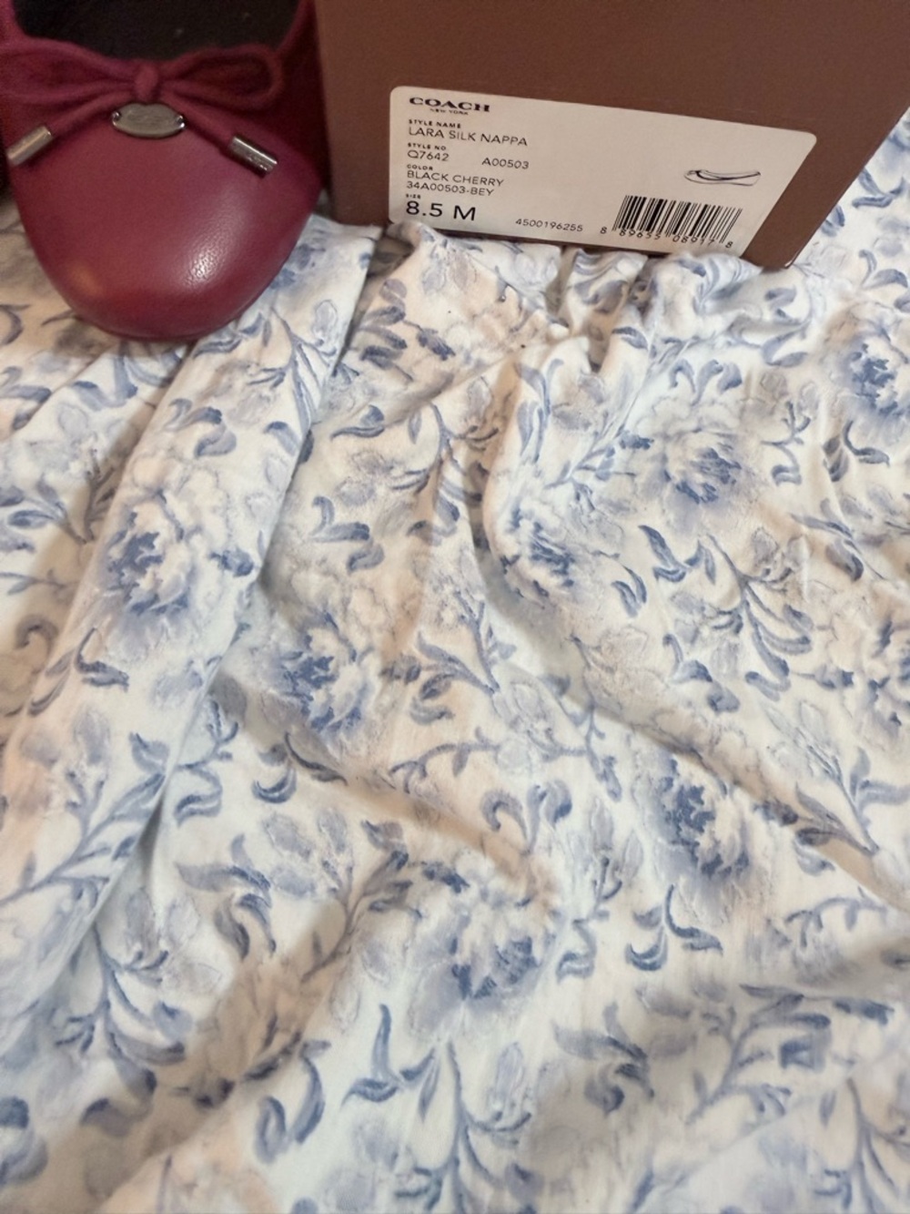 Coach Women's Burgundy Leather Ballet Flats with Bow - Picture 2 of 7